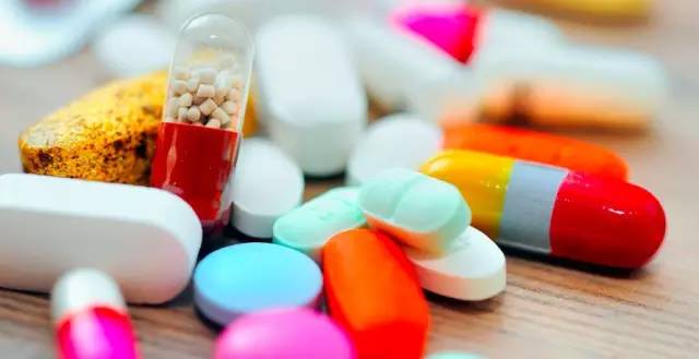 为什么有的人年纪轻轻，却患上股骨头坏死？